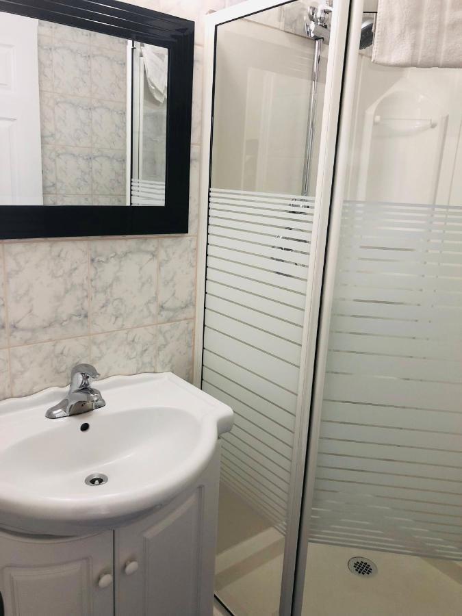 Perth Plaza Inn & Suites Eksteriør billede